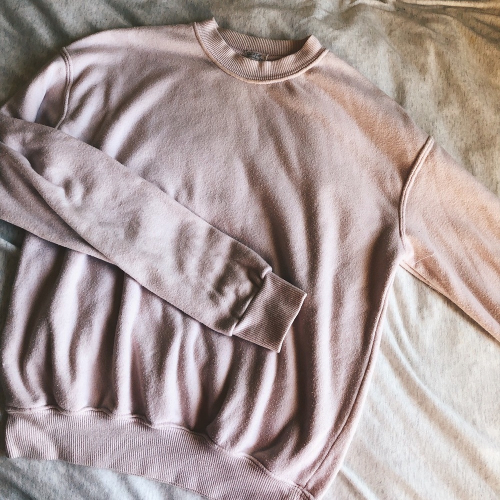 Brandy Melville blush pink sweatshirt